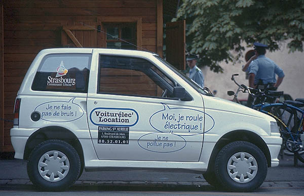 Microcar goes electric, in Strasbourg.